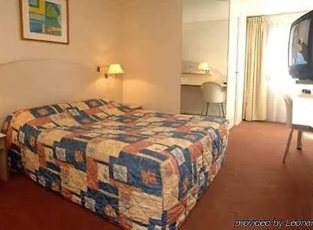 Kyriad Direct Lyon Eurexpo Hotel Bron