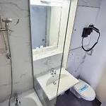 Hotel Kyriad Direct Lyon Eurexpo 3*