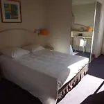 Hotel Kyriad Direct Lyon Eurexpo
