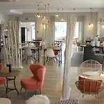 Kyriad Direct Lyon Eurexpo Hotel Bron