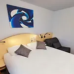 Hotel Kyriad Direct Lyon Eurexpo