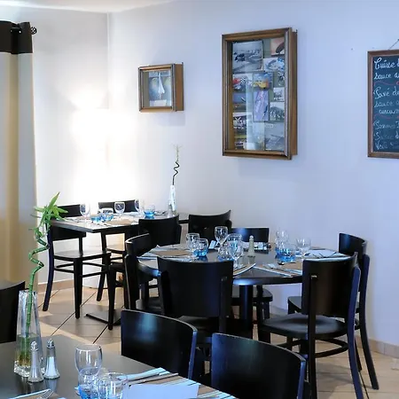 Kyriad Direct Lyon Eurexpo Отель
