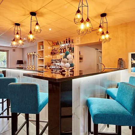 Hotel Kyriad Direct Lyon Eurexpo 3*