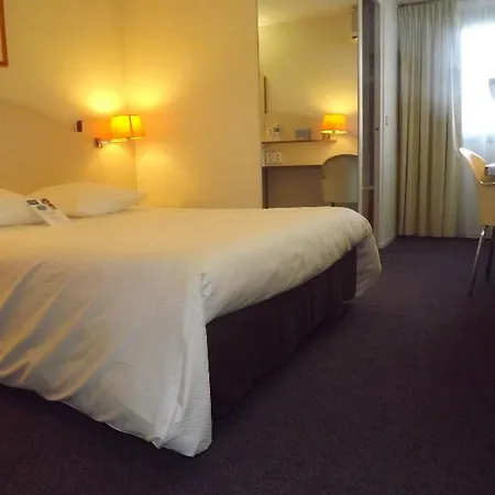 Kyriad Direct Lyon Eurexpo Hotel Bron