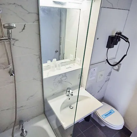 Kyriad Direct Lyon Eurexpo Bron