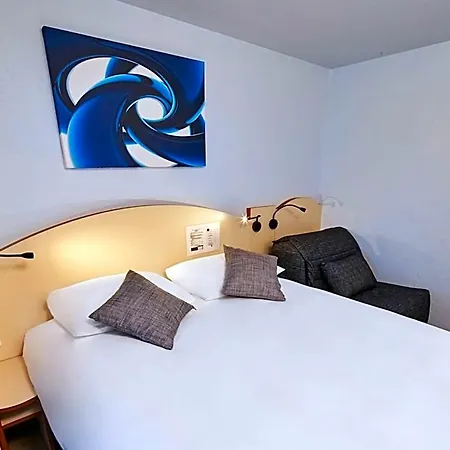 Hotel Kyriad Direct Lyon Eurexpo 3*