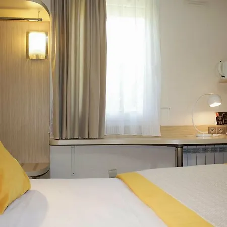 Kyriad Direct Lyon Eurexpo ホテル 3*
