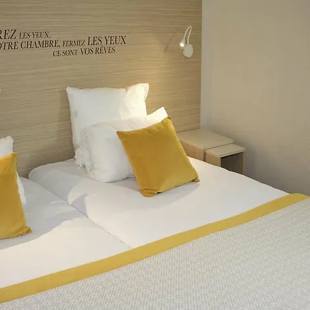 Kyriad Direct Lyon Eurexpo Hotel