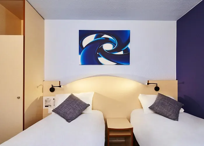 Kyriad Direct Lyon Eurexpo Hotel 3*