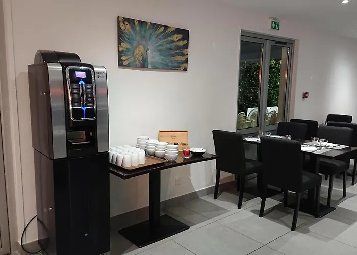 Kyriad Direct Lyon Eurexpo 3*
