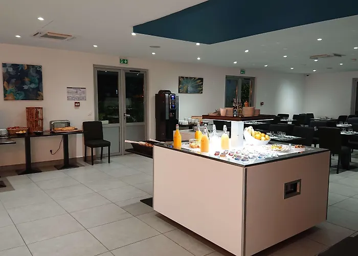 Kyriad Direct Lyon Eurexpo Bron