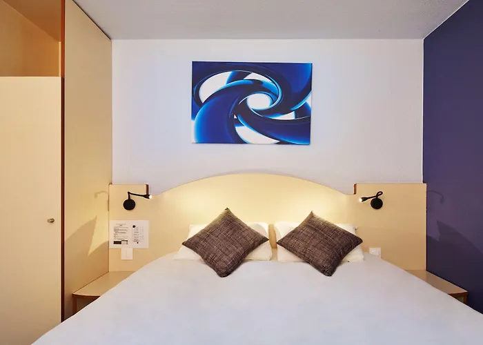 Kyriad Direct Lyon Eurexpo Hotel 3*