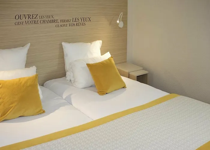 Kyriad Direct Lyon Eurexpo Hotel